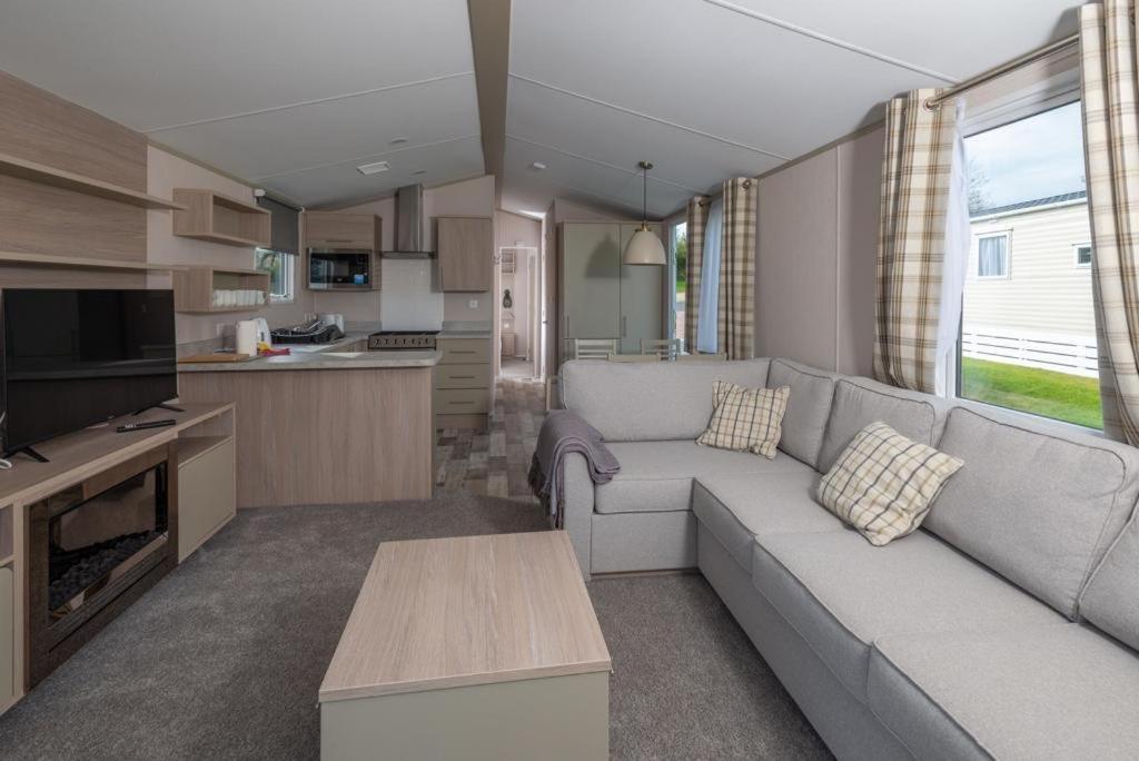 Luxury Holiday Home Sleeps 6 Pet Friendly 圣奥斯特尔 外观 照片