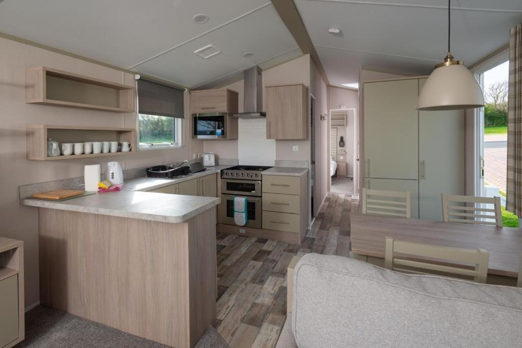 Luxury Holiday Home Sleeps 6 Pet Friendly 圣奥斯特尔 外观 照片